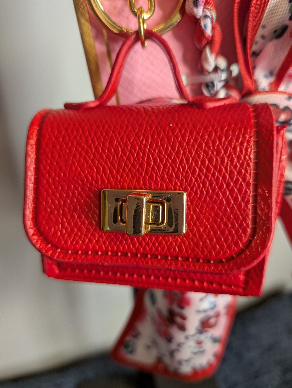 NWT Red Micro Purse Bag Charm & Key Chain with Floral Ribbon Twilly Scarf - Picture 2 of 4